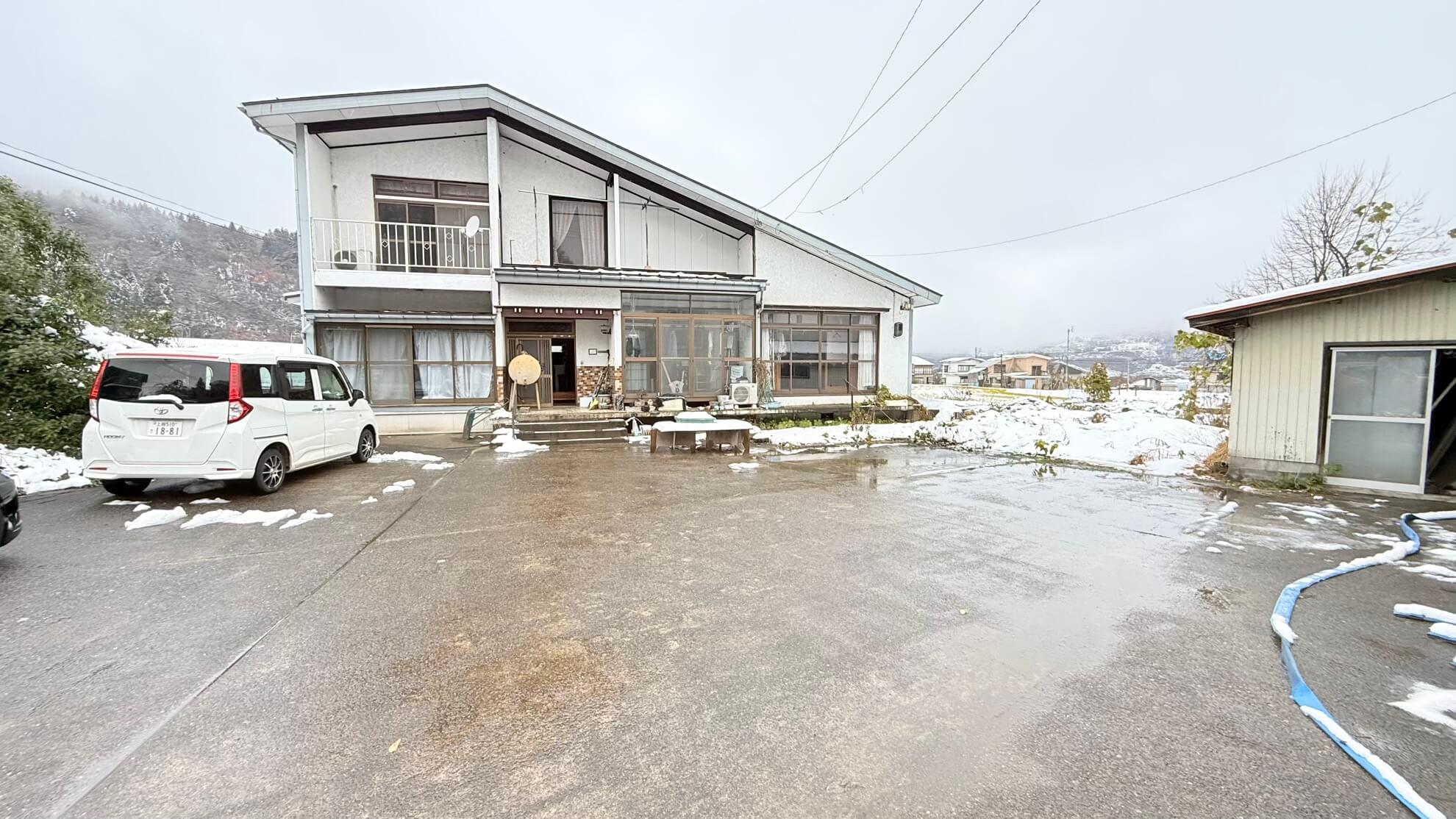 Outside view of the house.